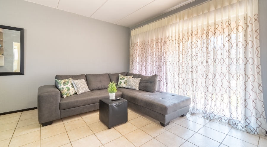 To Let 2 Bedroom Property for Rent in Randpark Ridge Gauteng