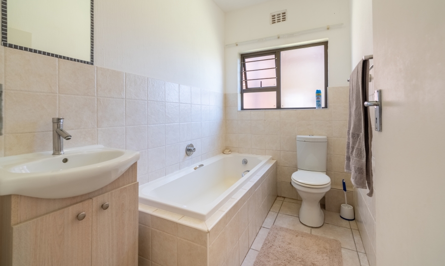 To Let 2 Bedroom Property for Rent in Randpark Ridge Gauteng