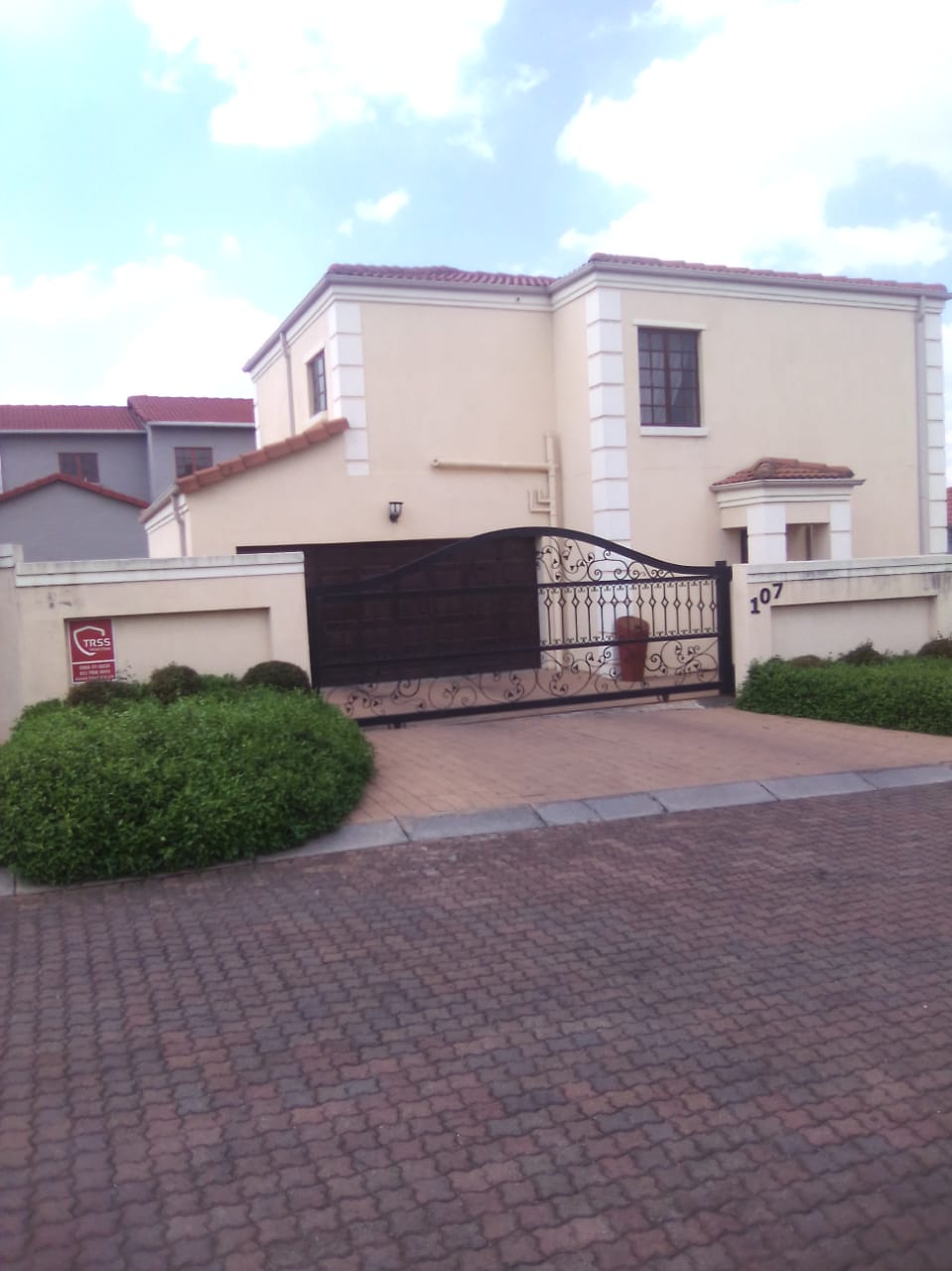 3 Bedroom Property for Sale in Blue Hills Gauteng