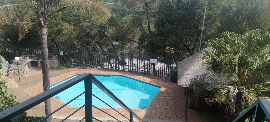 To Let 2 Bedroom Property for Rent in Wilro Park Gauteng