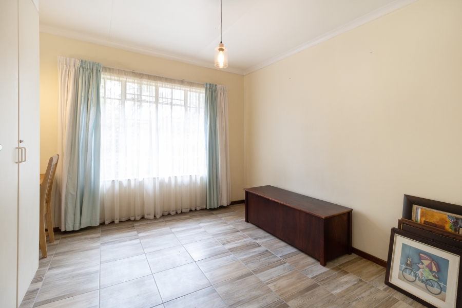 5 Bedroom Property for Sale in Elardus Park Gauteng