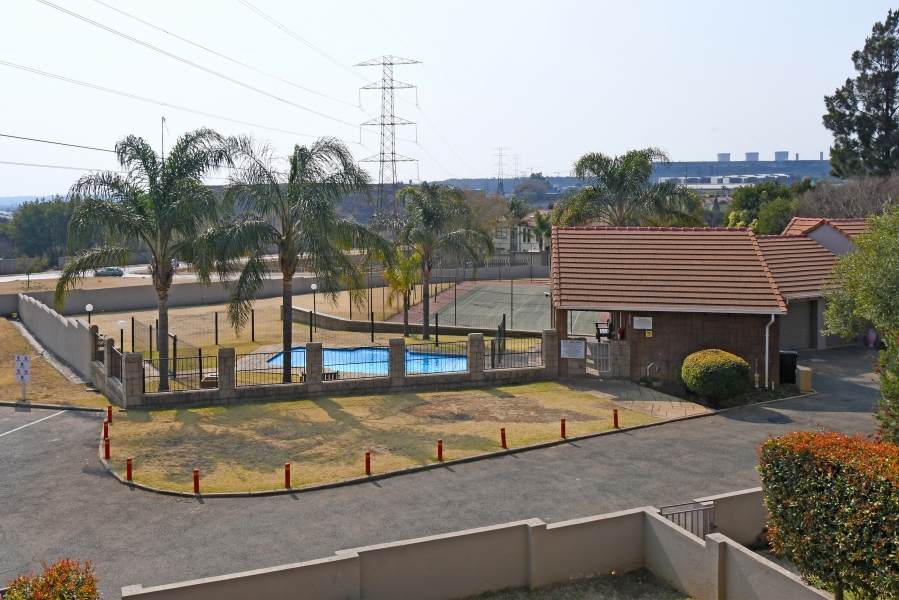 2 Bedroom Property for Sale in Eden Glen Gauteng