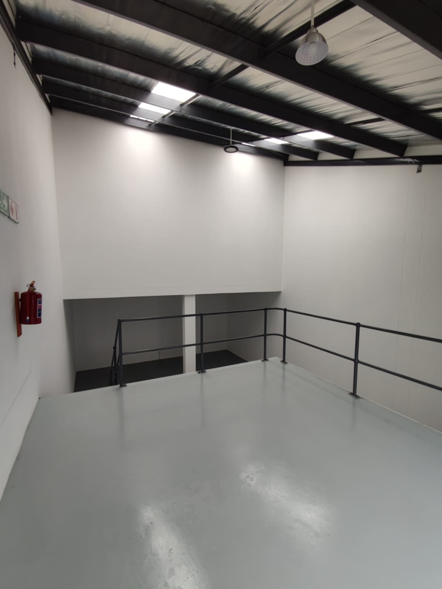 To Let commercial Property for Rent in Barbeque Downs Gauteng