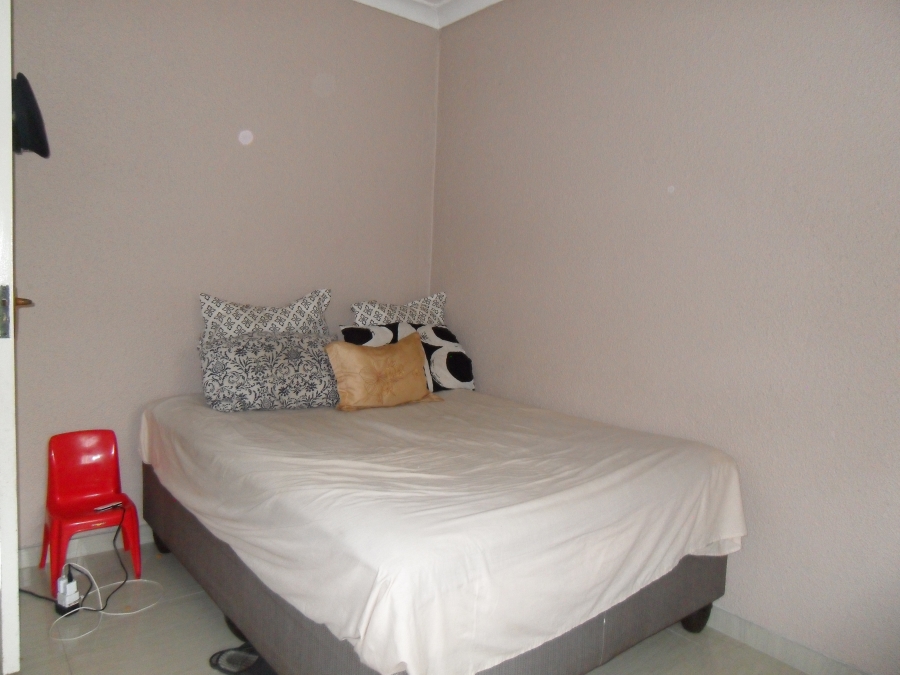 3 Bedroom Property for Sale in Kew Gauteng