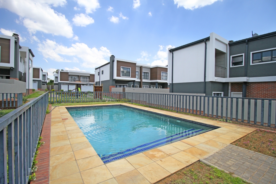 To Let 3 Bedroom Property for Rent in Sunninghill Gauteng