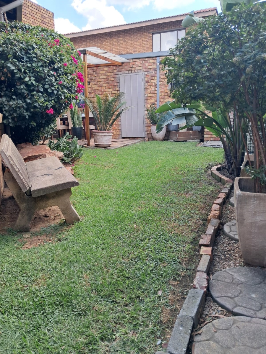 2 Bedroom Property for Sale in Dalpark Ext 1 Gauteng