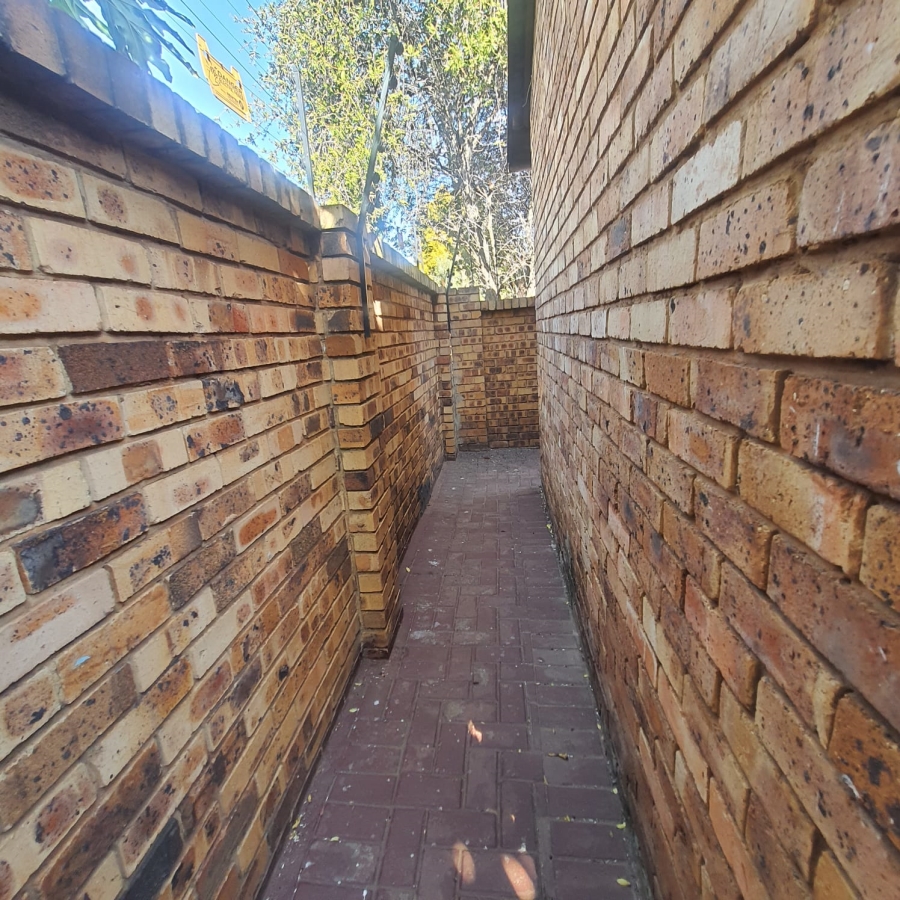 3 Bedroom Property for Sale in Kenleaf Gauteng