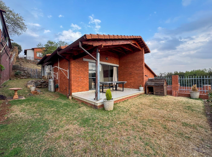 3 Bedroom Property for Sale in Glenvista Gauteng