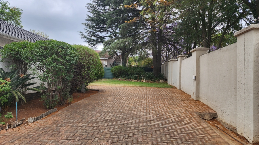 To Let 5 Bedroom Property for Rent in Northcliff Gauteng