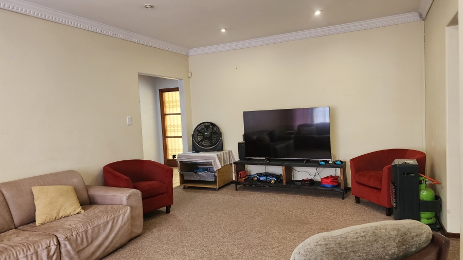 To Let 5 Bedroom Property for Rent in Northcliff Gauteng