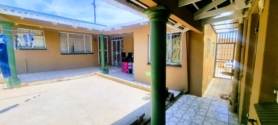 3 Bedroom Property for Sale in Brixton Gauteng