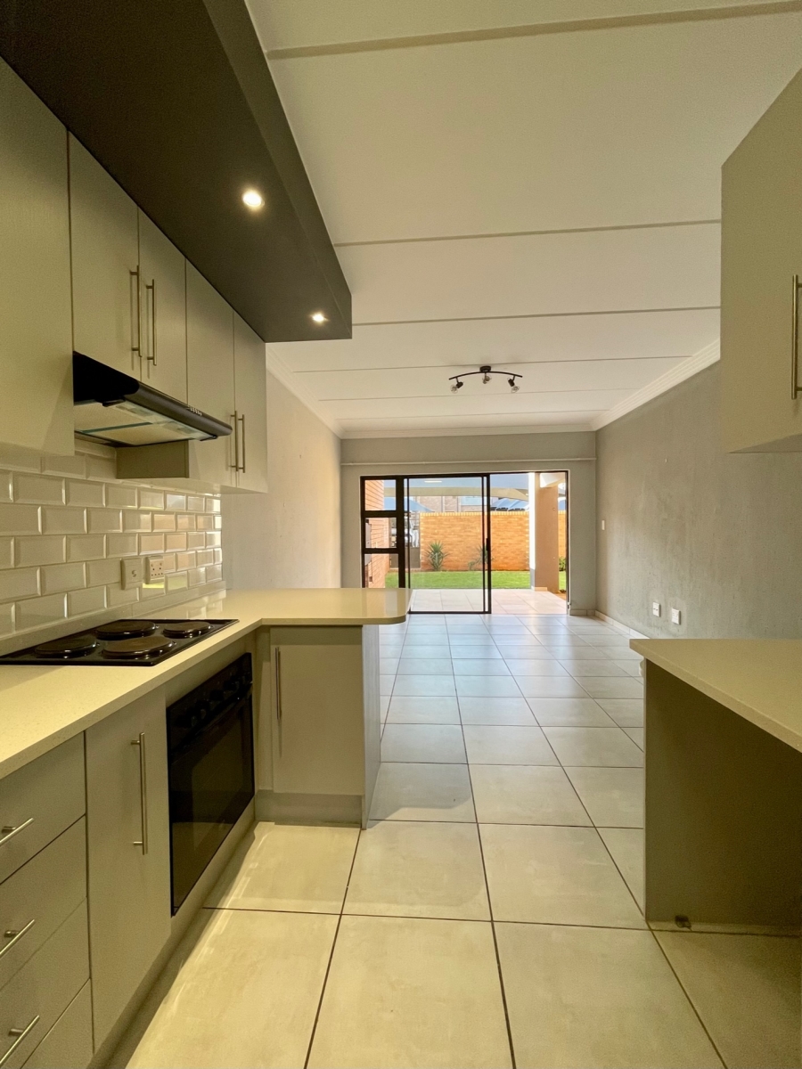 To Let 2 Bedroom Property for Rent in Eveleigh Gauteng