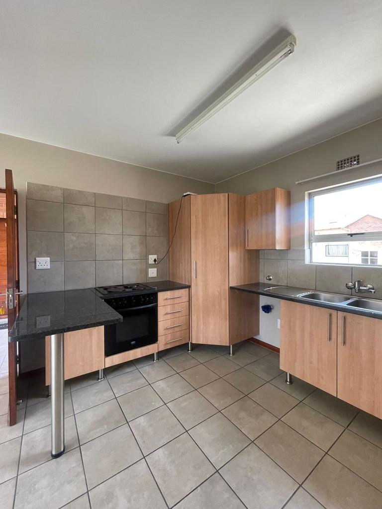 To Let 2 Bedroom Property for Rent in Kosmosdal Gauteng