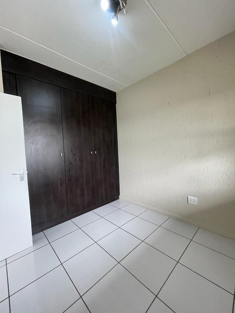 To Let 2 Bedroom Property for Rent in Paulshof Gauteng