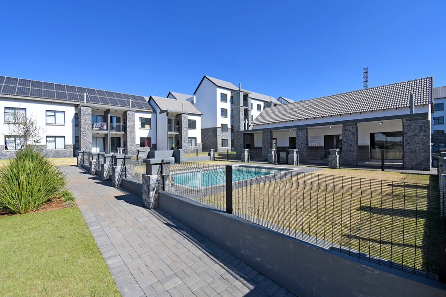 To Let 2 Bedroom Property for Rent in Glen Marais Gauteng