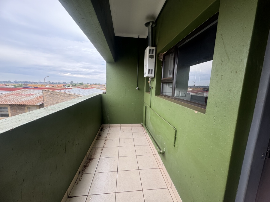 To Let 1 Bedroom Property for Rent in Villa Liza Gauteng