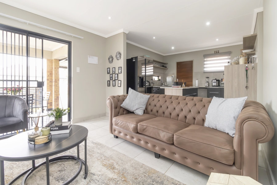 3 Bedroom Property for Sale in Lion Pride Gauteng