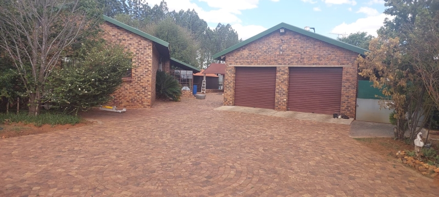 3 Bedroom Property for Sale in Glen Donald A H Gauteng