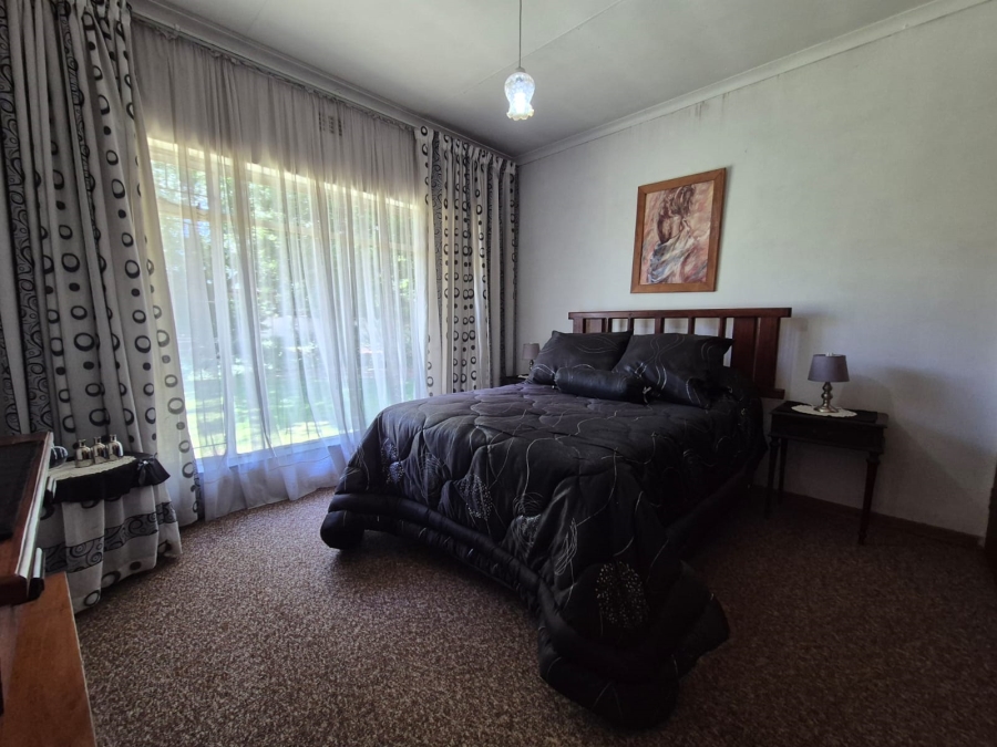 4 Bedroom Property for Sale in Sonland Park Gauteng