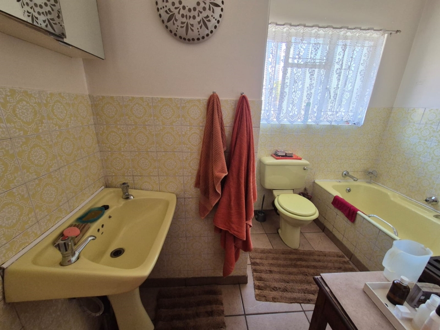 4 Bedroom Property for Sale in Sonland Park Gauteng