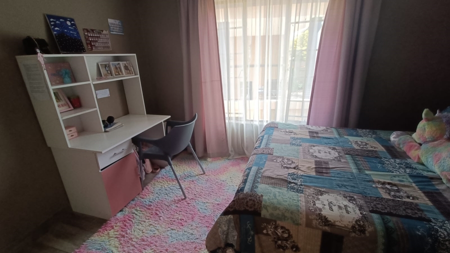 2 Bedroom Property for Sale in Annlin Gauteng