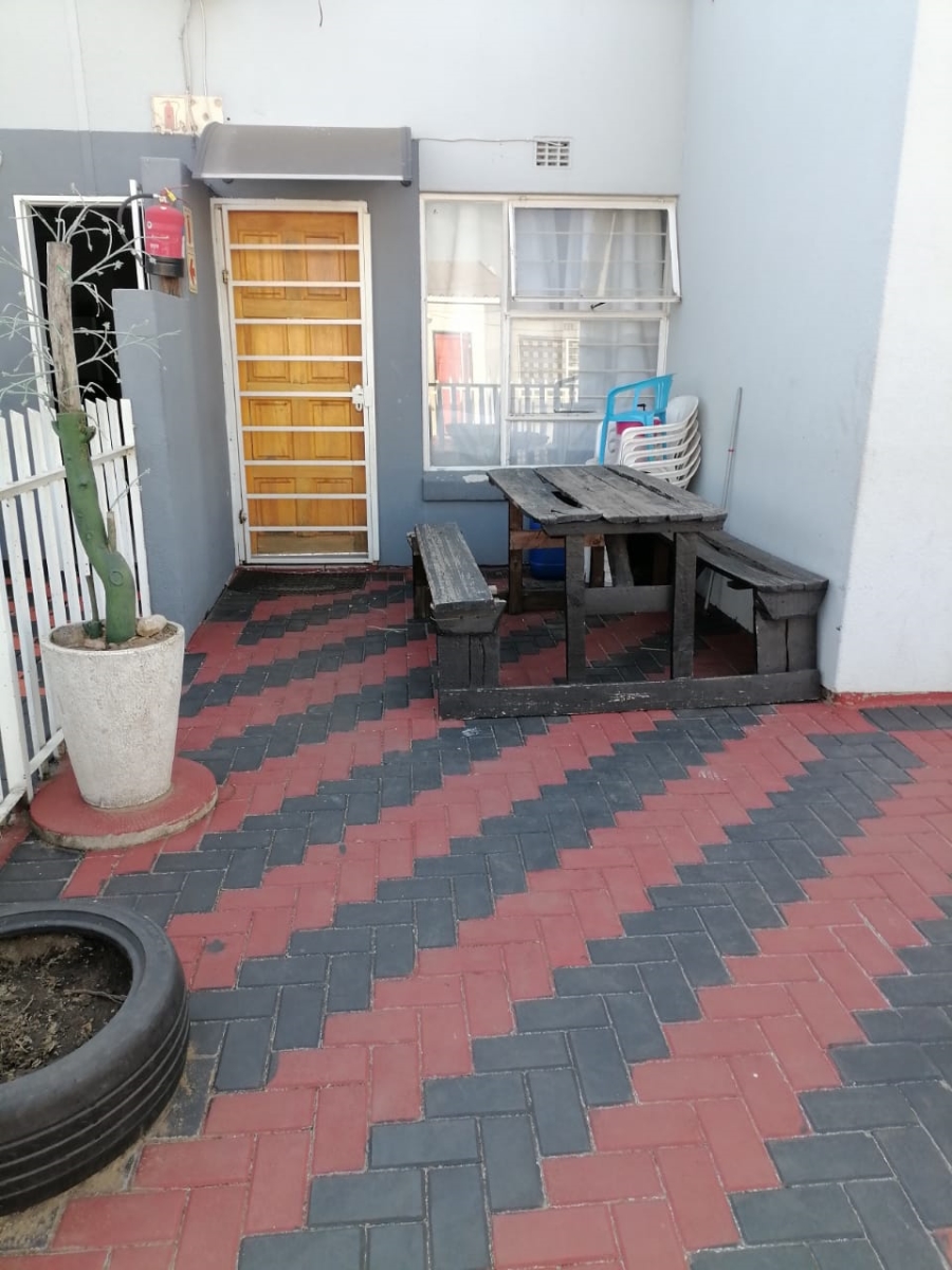 3 Bedroom Property for Sale in Ridgeway Gauteng