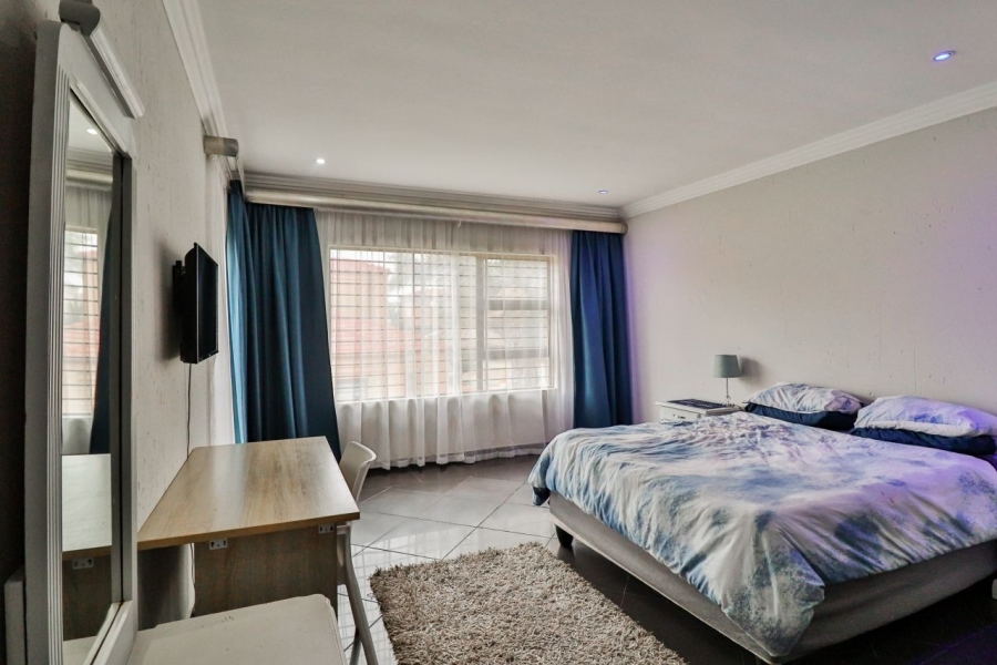 To Let 3 Bedroom Property for Rent in Bartlett Gauteng