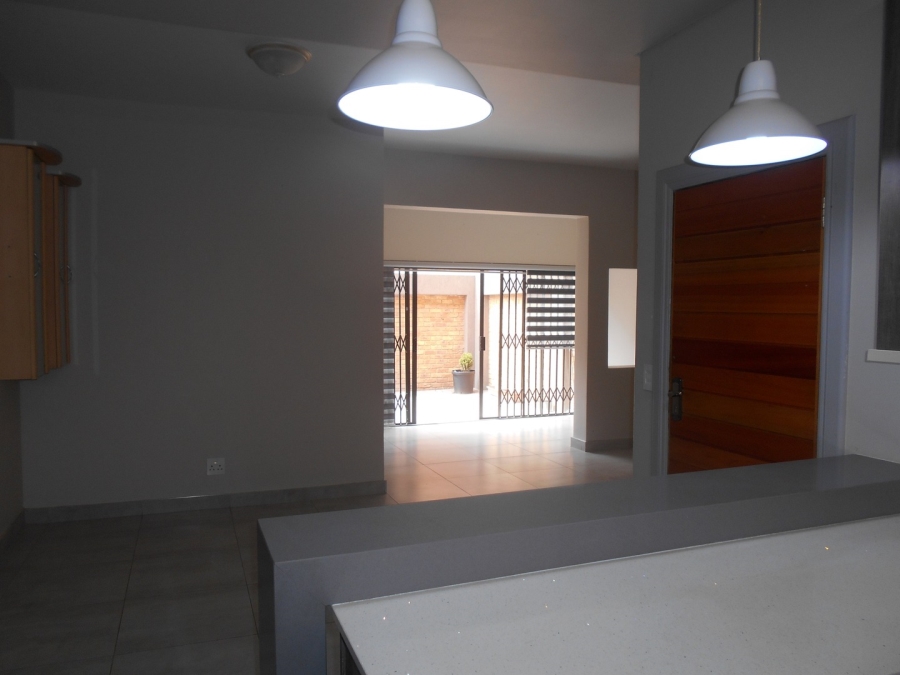 To Let 3 Bedroom Property for Rent in Ravenswood Gauteng