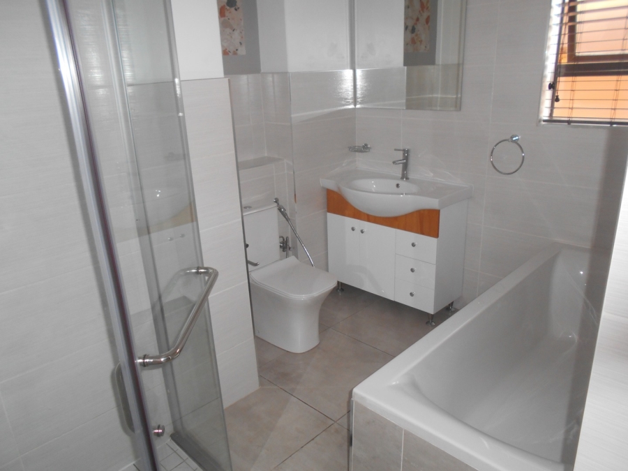 To Let 3 Bedroom Property for Rent in Ravenswood Gauteng