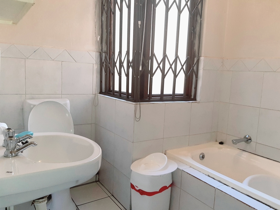 3 Bedroom Property for Sale in Mondeor Gauteng