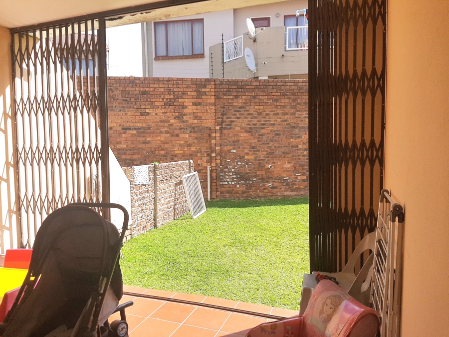 3 Bedroom Property for Sale in Mondeor Gauteng