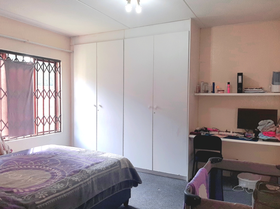 3 Bedroom Property for Sale in Mondeor Gauteng