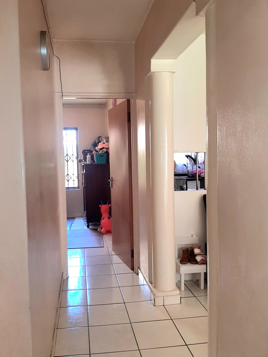 3 Bedroom Property for Sale in Mondeor Gauteng