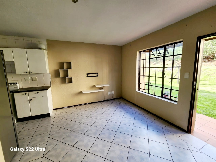 To Let 2 Bedroom Property for Rent in Roodepoort West Gauteng