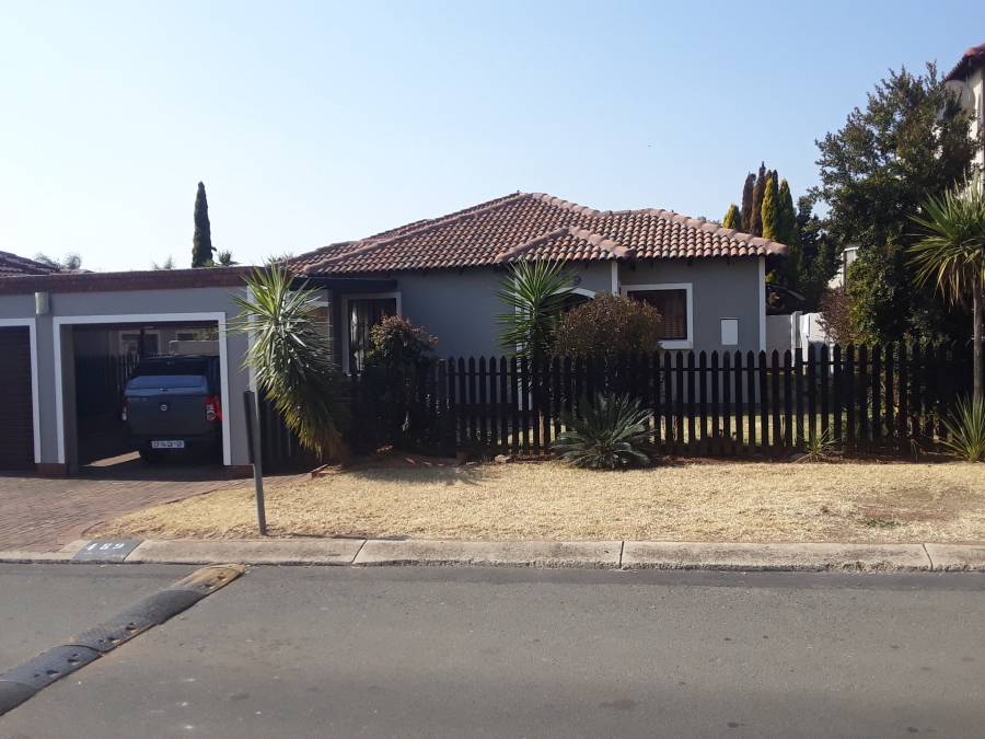 To Let 3 Bedroom Property for Rent in Albertsdal Gauteng