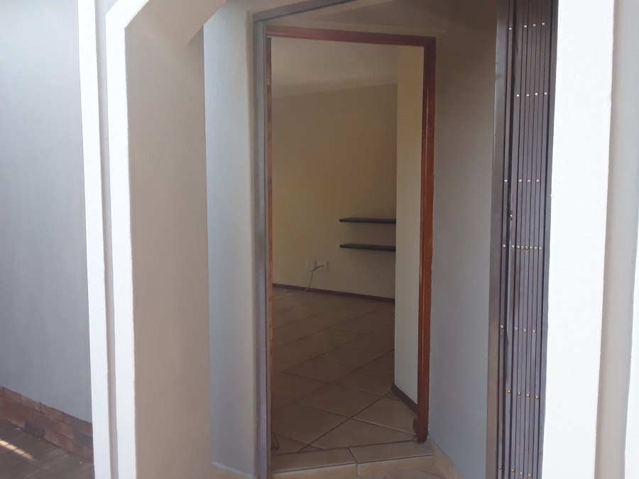 To Let 3 Bedroom Property for Rent in Albertsdal Gauteng