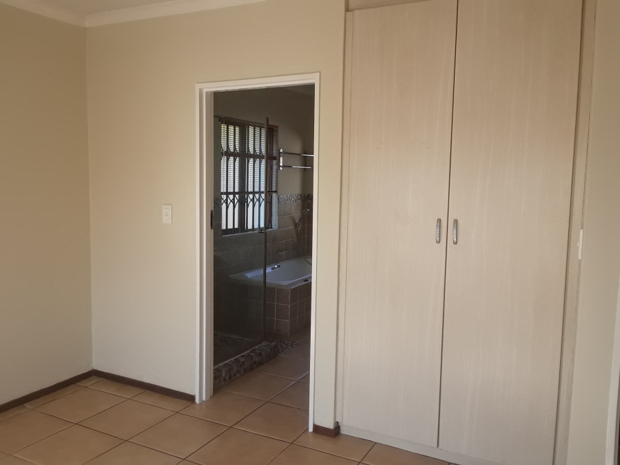 To Let 3 Bedroom Property for Rent in Albertsdal Gauteng