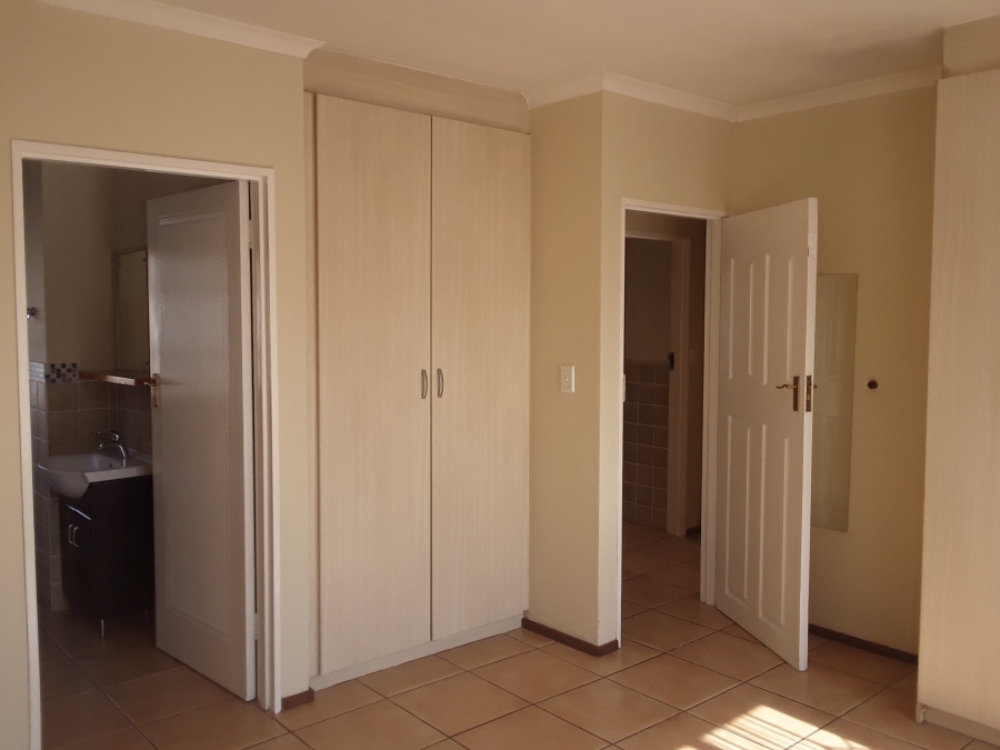 To Let 3 Bedroom Property for Rent in Albertsdal Gauteng