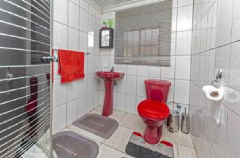 3 Bedroom Property for Sale in Lenasia South Gauteng