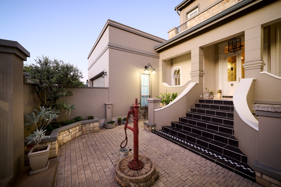 4 Bedroom Property for Sale in Waterfall Country Estate Gauteng