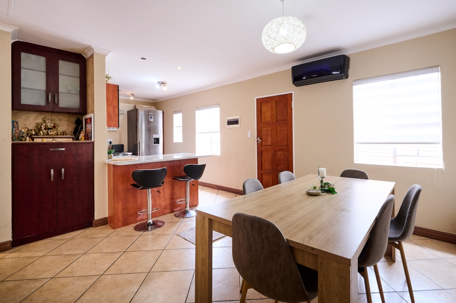 3 Bedroom Property for Sale in Halfway Gardens Gauteng