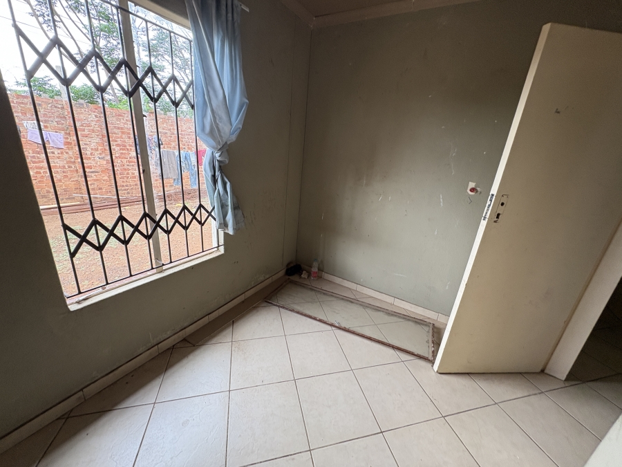 3 Bedroom Property for Sale in Rosslyn Gauteng