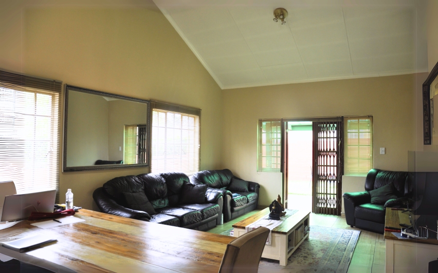 2 Bedroom Property for Sale in Halfway Gardens Gauteng