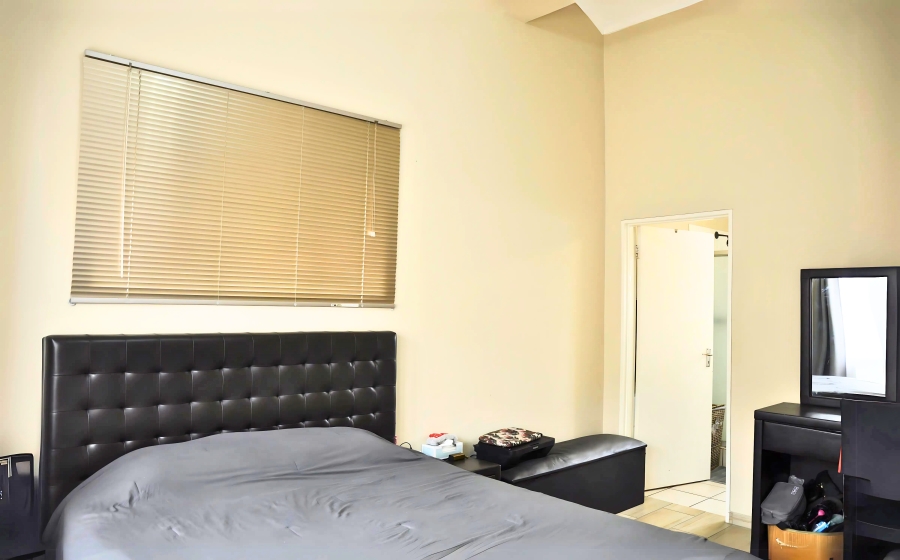 2 Bedroom Property for Sale in Halfway Gardens Gauteng