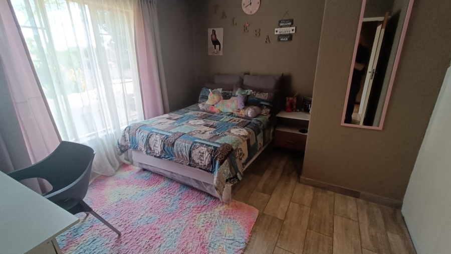 2 Bedroom Property for Sale in Annlin Gauteng