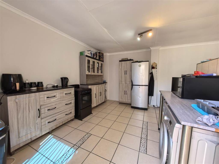 To Let 1 Bedroom Property for Rent in Villieria Gauteng