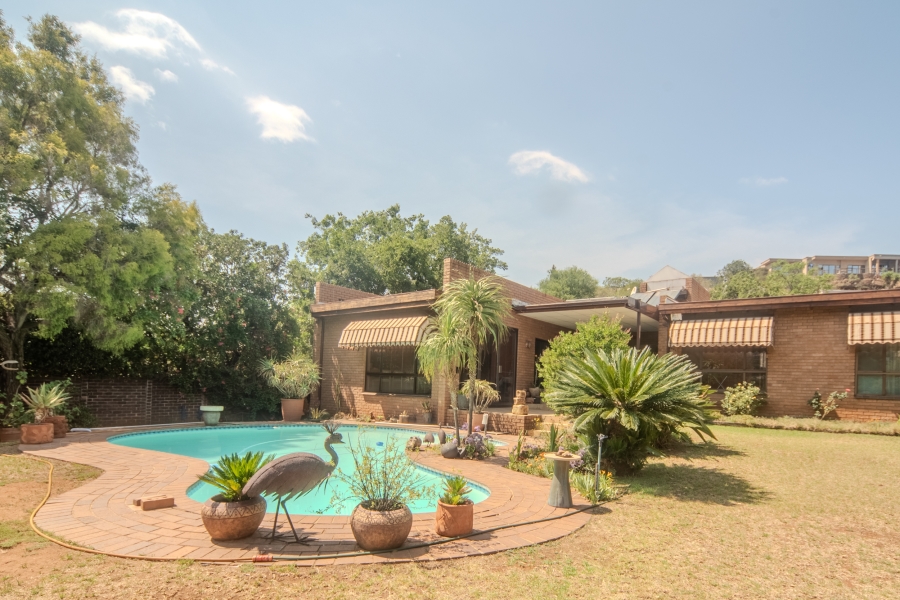 3 Bedroom Property for Sale in Glenvista Gauteng