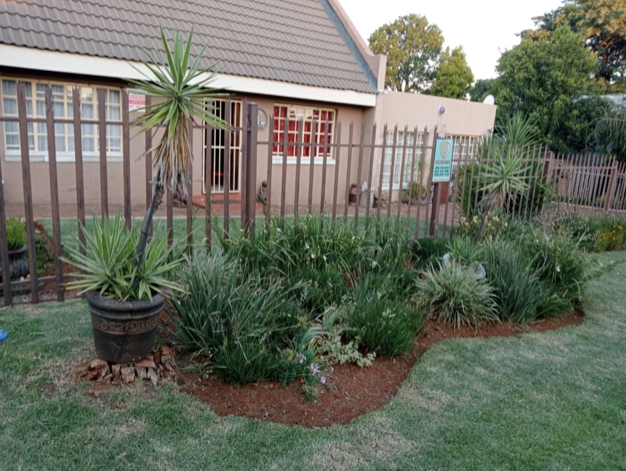 5 Bedroom Property for Sale in Vaal Marina Gauteng