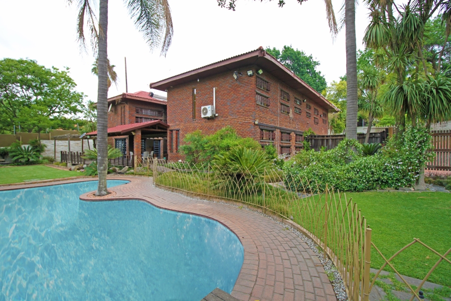 5 Bedroom Property for Sale in Atholl Gauteng