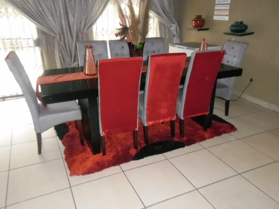 4 Bedroom Property for Sale in Witpoortjie Gauteng